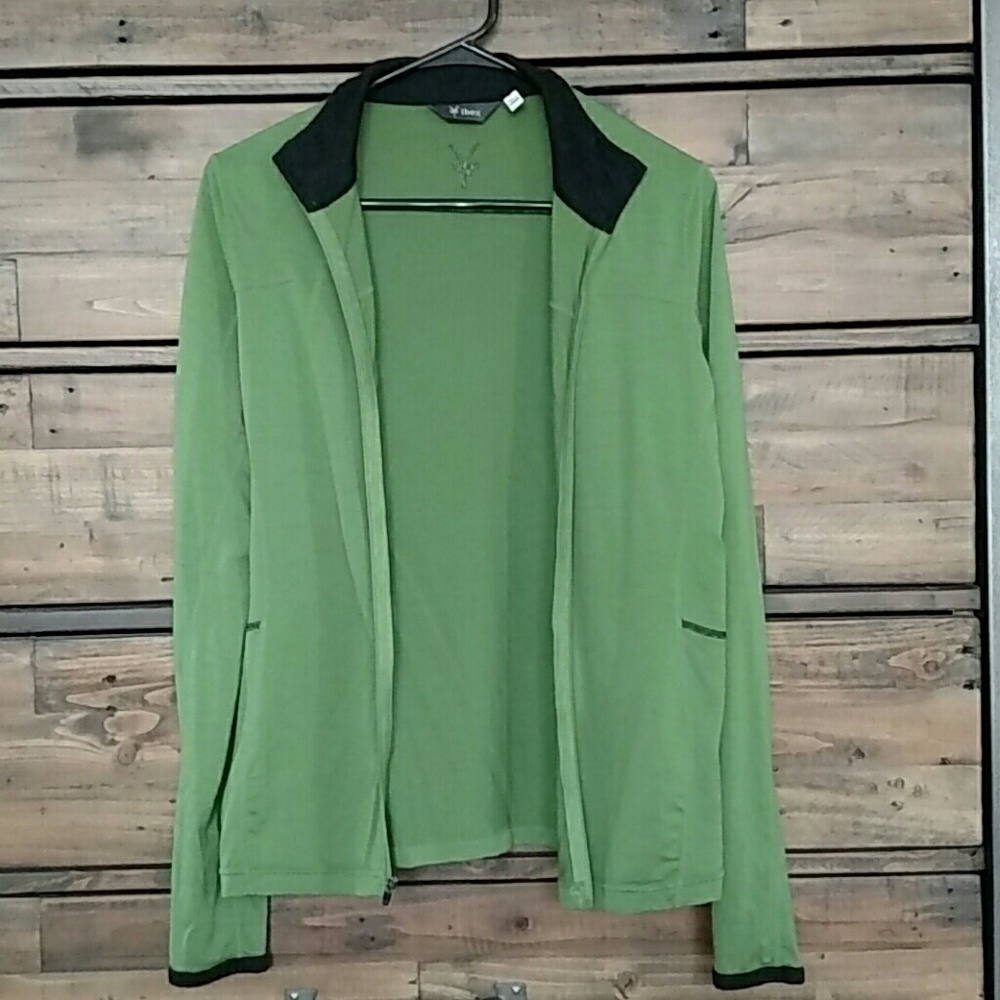 Ibex full zippered wool sweater